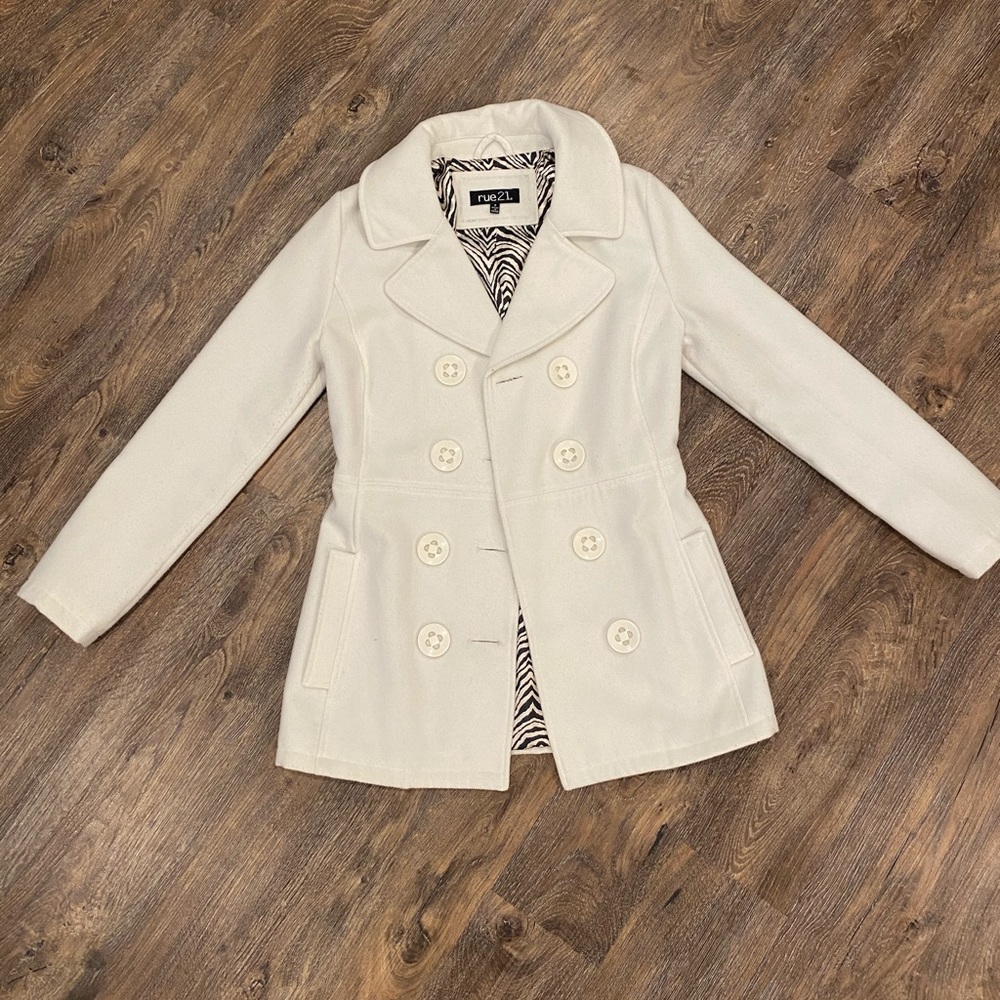 White/Cream trench coat